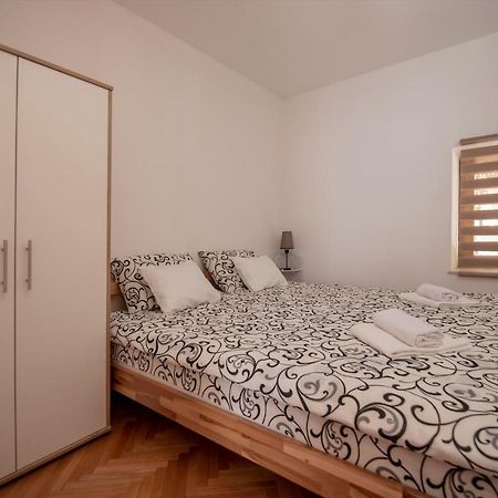 Apartman Nina Stari Grad Требине Екстериор снимка