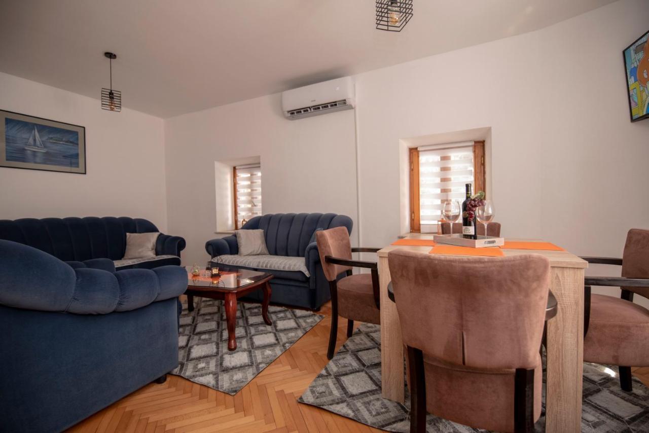 Apartman Nina Stari Grad Требине Екстериор снимка